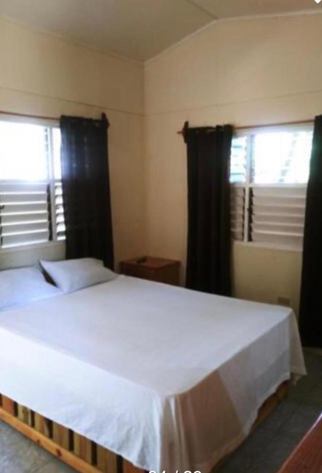 Andre'S Guest House Negril Chambre photo
